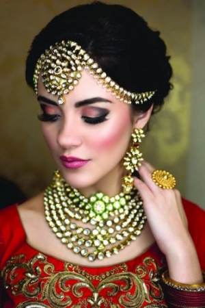 Service Provider of Bridal Makeup New Delhi Delhi 