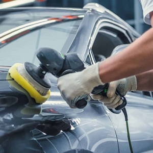 Car Denting Painting Service Services in NEW DELHI Delhi India