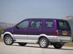 Car Hire-chevrolet Tavera