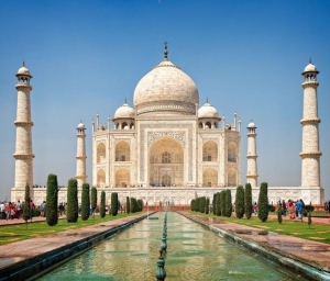 Car Hire For Agra