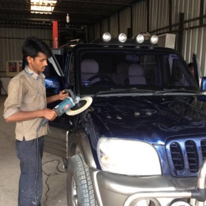 Service Provider of Car Repair & Services-Mahindra Pune Delhi 