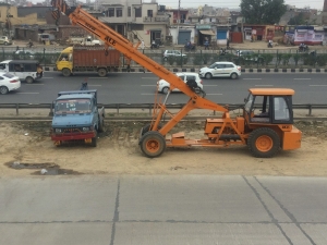 Service Provider of Crane Hire Kolkata West Bengal 