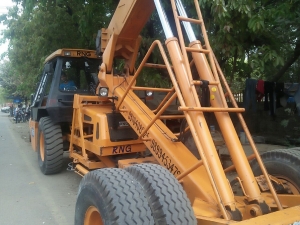 Service Provider of Crane on Hire Noida Uttar Pradesh