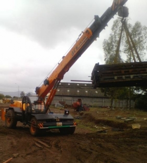 Service Provider of Cranes On Hire-Tata Nashik Maharashtra 