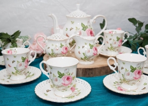 Crockery Tea Set