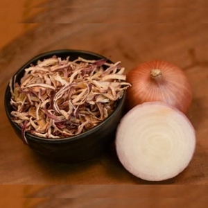 Manufacturers Exporters and Wholesale Suppliers of DEHYDRATED PINK ONION FLACKS Mahuva Gujarat