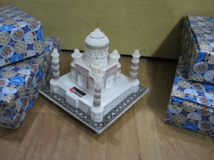Manufacturers Exporters and Wholesale Suppliers of Italian Marble Taj Mahal Agra Uttar Pradesh