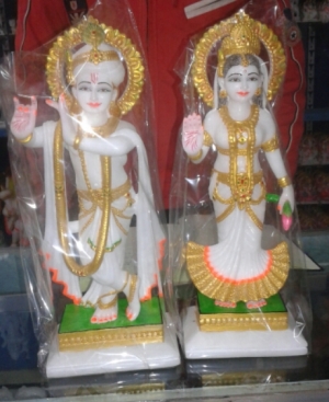 Manufacturers Exporters and Wholesale Suppliers of Marble Statue Radha Krishna pair Agra Uttar Pradesh