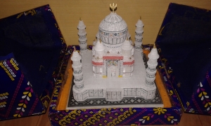 Manufacturers Exporters and Wholesale Suppliers of Handcrafted Marble Taj Mahal Agra Uttar Pradesh