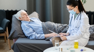 Service Provider of Dr Visit at Home East of Kailash Delhi 