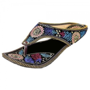 Manufacturers Exporters and Wholesale Suppliers of Embroidered Chappal Jaipur Rajasthan