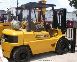 Service Provider of Forklift Cranes on Hire Gurugram Haryana