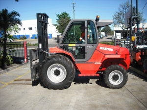 Service Provider of Forklifts On Hire Gurgaon Haryana 