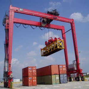 Gantry Crane Manufacturer Supplier Wholesale Exporter Importer Buyer Trader Retailer in Ahmedabad Gujarat India