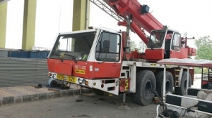 Hire forlift Services in Faridabad Haryana India