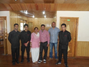 Hotel Staff Labour Contractors Services in Midnapore West Bengal India