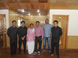 Service Provider of Hotel Staff Labour Contractors Midnapore West Bengal