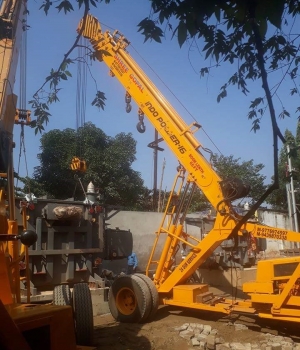 Hydraulic Cranes on Hire Services in Bhubaneshwar Orissa India