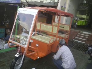 electric auto rickshaw Manufacturer Supplier Wholesale Exporter Importer Buyer Trader Retailer in Ghaziabad Uttar Pradesh India