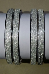 Manufacturers Exporters and Wholesale Suppliers of 6MM / Diamond Dell Flat / 0.012 Gram(3 Tone) Mumbai Maharashtra