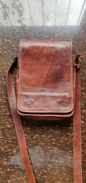 Leather bags Manufacturer Supplier Wholesale Exporter Importer Buyer Trader Retailer in New delhi Delhi India