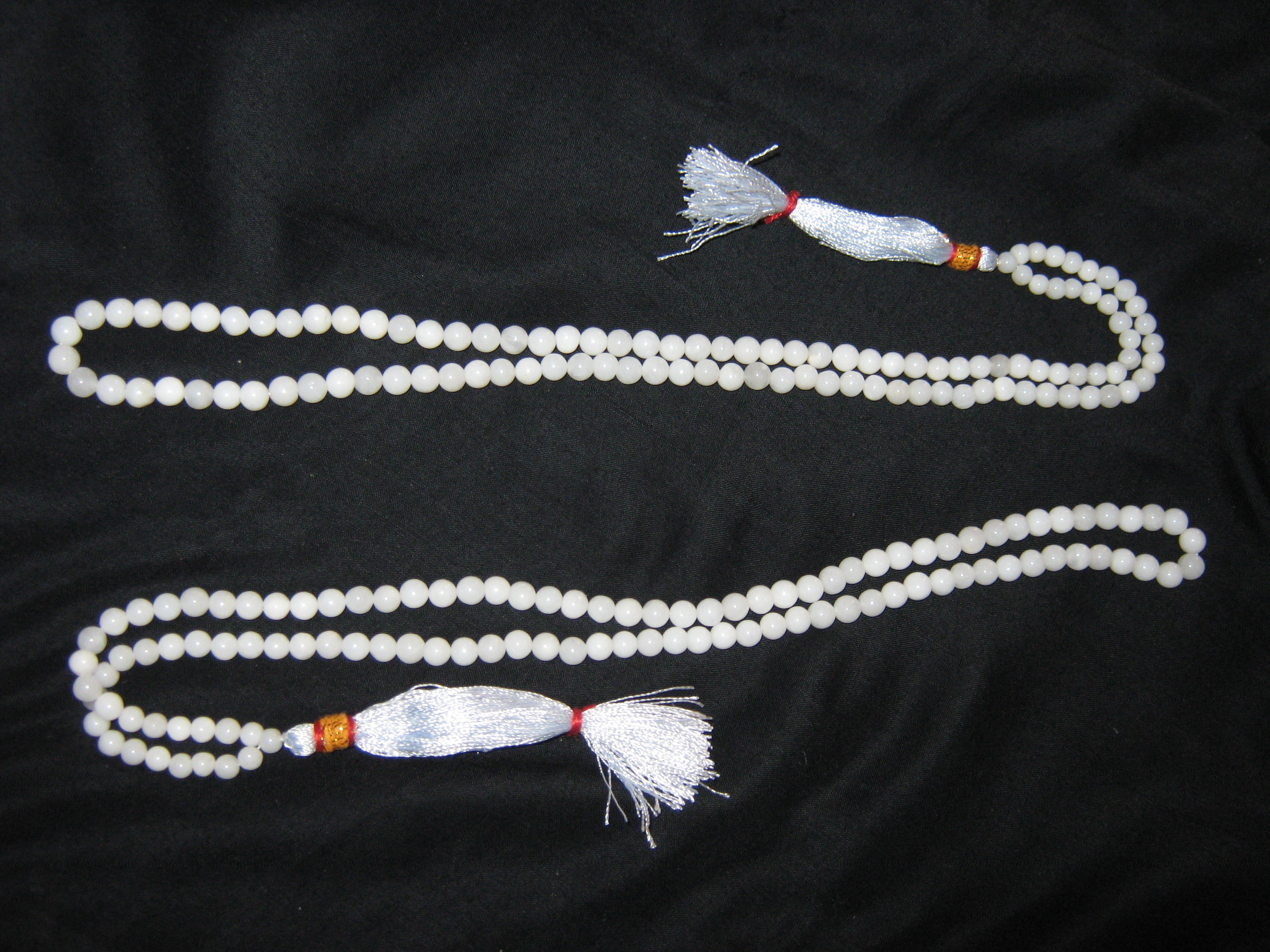 Manufacturers Exporters and Wholesale Suppliers of Japa Mala Khambhat Gujarat