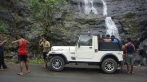 Service Provider of Jeep on Hire Candolim Goa 
