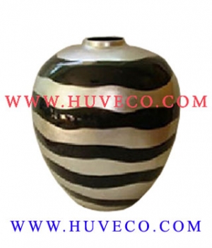 Manufacturers Exporters and Wholesale Suppliers of Gorgeously Designed Vietnam Lacquer Vase Hanoi  Hanoi