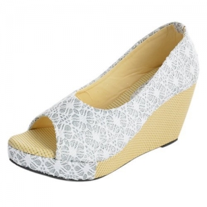 Manufacturers Exporters and Wholesale Suppliers of Ladies Footwear Jaipur Rajasthan Ladies Footwear