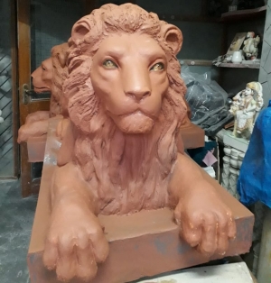 Manufacturers Exporters and Wholesale Suppliers of Lion Statue Vadodara Gujarat