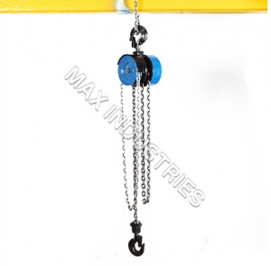 Manual Hand Hoist-0.5 Ton Manufacturer Supplier Wholesale Exporter Importer Buyer Trader Retailer in Kapadwanj Gujarat India