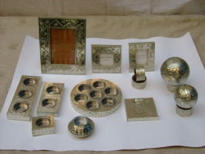 Manufacturers Exporters and Wholesale Suppliers of Metal Handicrafts Sambhal Uttar Pradesh