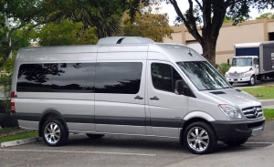 Mini Bus On Hire Services in Pune Maharashtra India