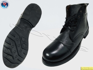 Manufacturers Exporters and Wholesale Suppliers of NOVUS DRIVING BOOT PONTIF Agra Uttar Pradesh