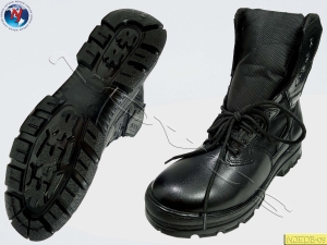 Manufacturers Exporters and Wholesale Suppliers of NOVUS DRIVING BOOT ONTOS Agra Uttar Pradesh