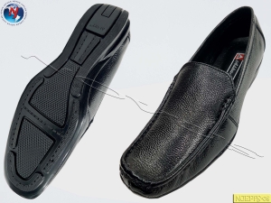 Manufacturers Exporters and Wholesale Suppliers of NOVUS FORMAL SHOE SNAPPY Agra Uttar Pradesh