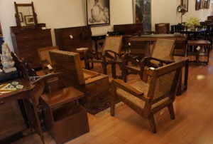 Old Home Furniture Manufacturer Supplier Wholesale Exporter Importer Buyer Trader Retailer in New Delhi Delhi India