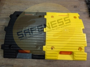 Plastic Speed Bumps SQL-TRS-SB-PSB-005 Safeness Quotient Limited Manufacturer Supplier Wholesale Exporter Importer Buyer Trader Retailer in Mumbai Maharashtra India