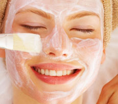 SKIN LIGHTENING FACIALS Services in panjim Goa India