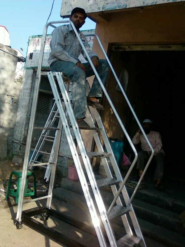 Aluminium Mobile Ladder