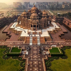Same Day Delhi Sightseeing Tour By Bus Services in New Delhi Delhi India