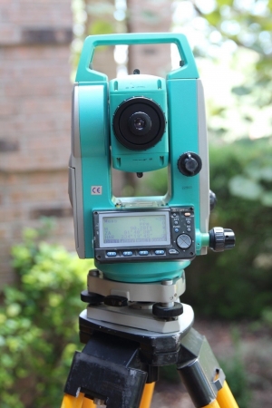 Manufacturers Exporters and Wholesale Suppliers of Used Sokkia SET610 Survey Total Station Jakarta 