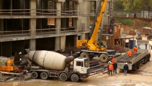 Unloading By Heavy Crane Labour