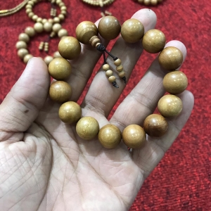 Manufacturers Exporters and Wholesale Suppliers of Mysore Sandalwood Bracelet 14MM Jaipur Rajasthan