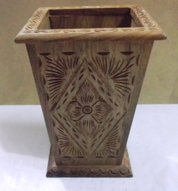 Manufacturers Exporters and Wholesale Suppliers of Wooden Carving Flower Pot Jaipur Rajasthan