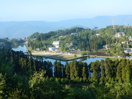Manufacturers Exporters and Wholesale Suppliers of Holiday Tour Darjeeling Silguri West Bengal