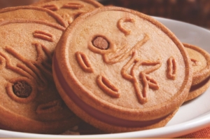 Funky Chocolate Cream Biscuits