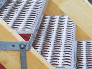 Manufacturers Exporters and Wholesale Suppliers of Diamond-Strut Stair Treads hengshui 
