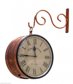 Manufacturers Exporters and Wholesale Suppliers of Victoria antique wall clocks. DELHI Delhi