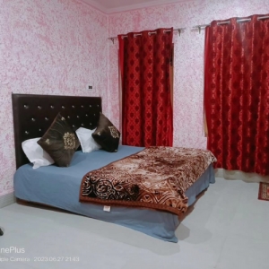 Double Bedroom Non AC Services in Srinagar Jammu & Kashmir India